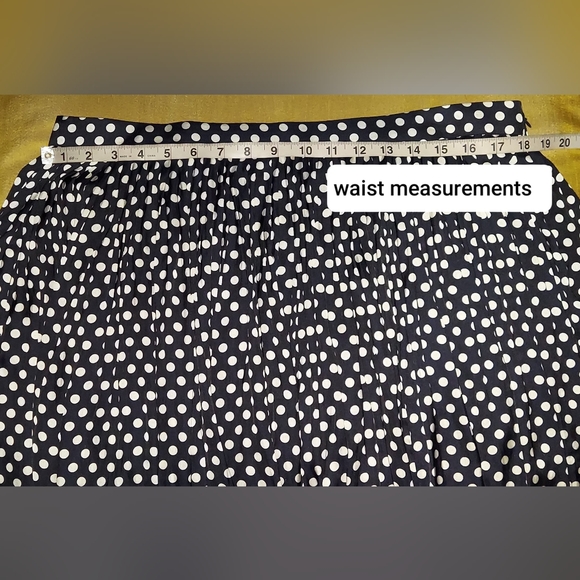 SOLD🚫🚫🚫J.crew Navy blue polka-dot skirt - Picture 7 of 9
